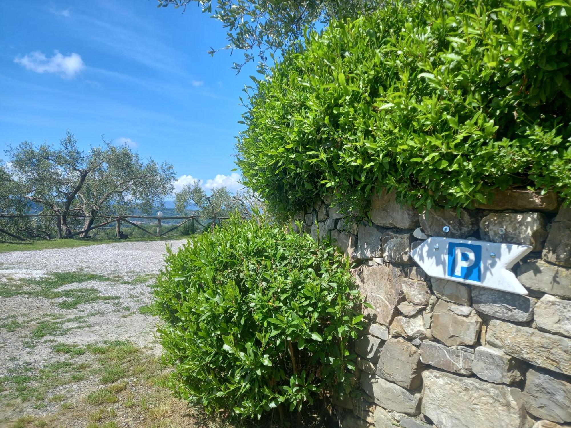 Il Colle Della Brina Hotel Sarzana Exterior foto