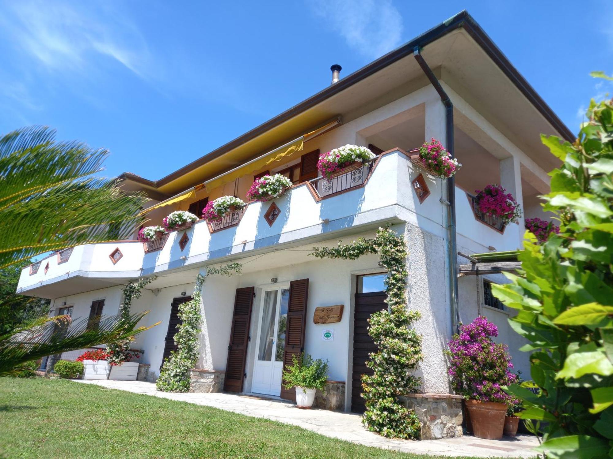 Il Colle Della Brina Hotel Sarzana Exterior foto