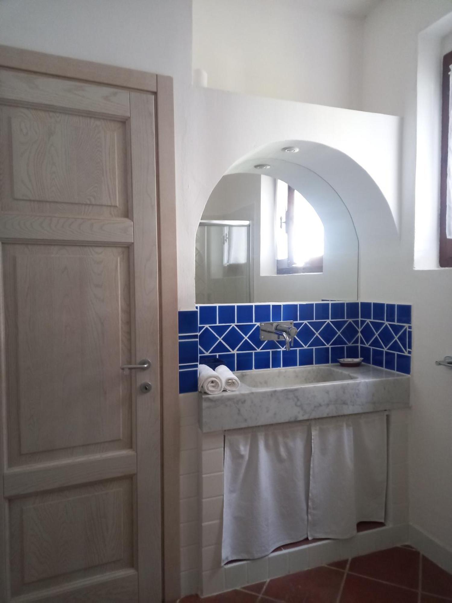 Il Colle Della Brina Hotel Sarzana Cameră foto